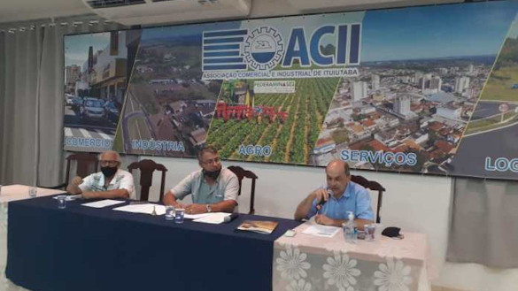 VICE-PREFEITO ELEITO SILVIO VILARINHO VISITA ACII